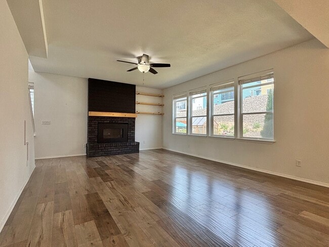 Building Photo - 8316 N James Ct