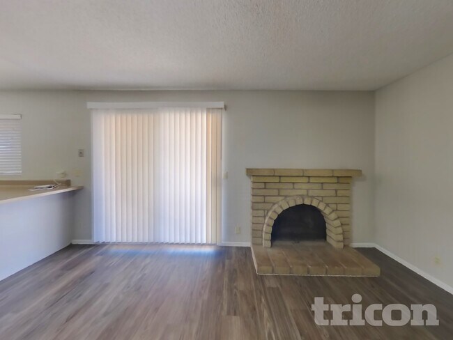 Foto del edificio - 313 W Nopal Pl