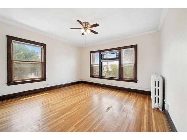 Foto del edificio - 1910 1st Ave S