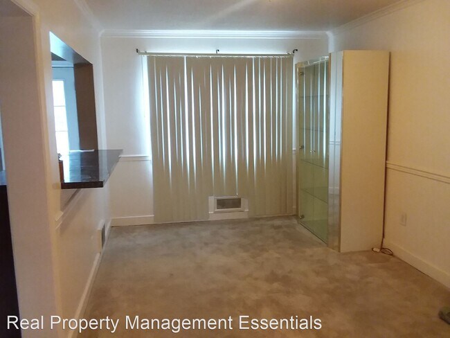 Foto del edificio - 3 br, 1.5 bath House - 976 Masefield Road