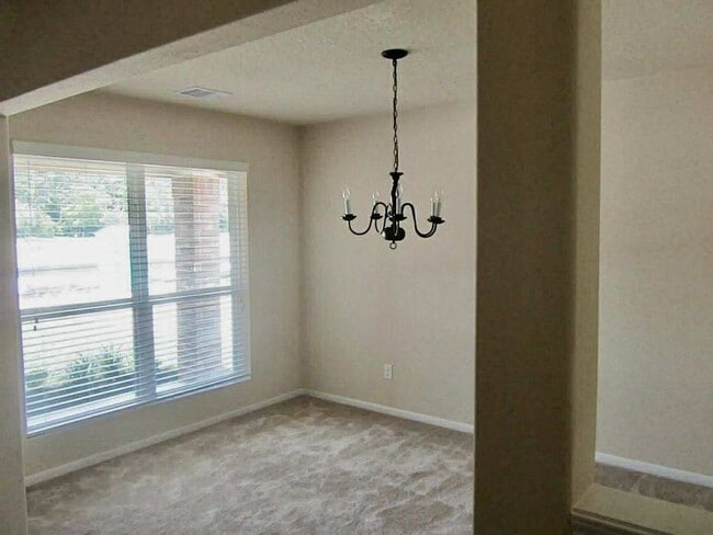 Building Photo - 4810 Blue Spruce Hill St