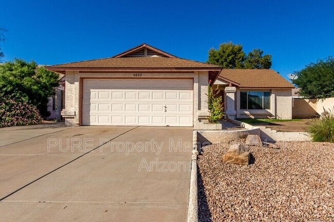 Building Photo - 3222 W Ross Ave