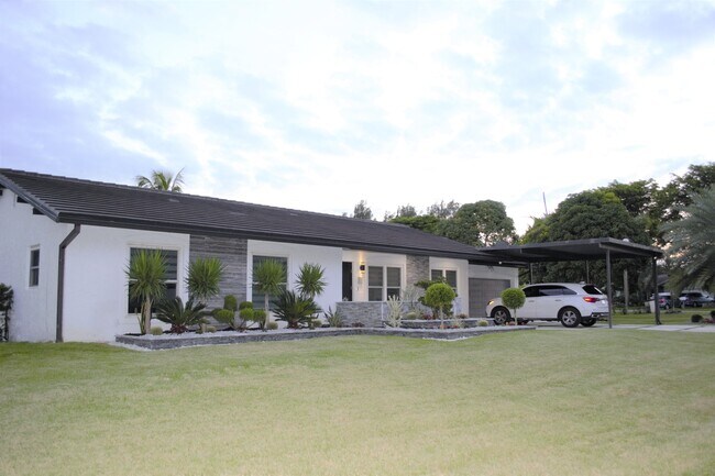 Foto del edificio - 2602 SW 122nd Terrace