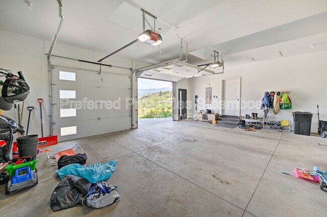 Foto del edificio - 30610 Boot Ct