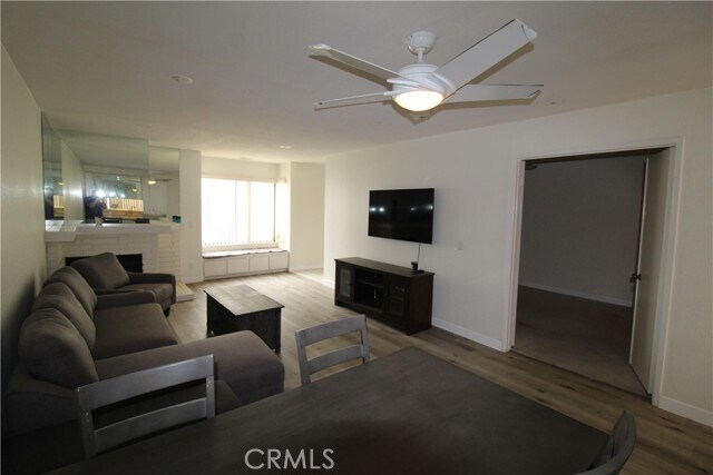 Foto del edificio - 4075 Crystal Dawn Ln