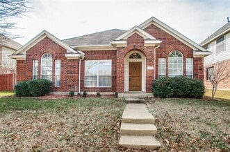 Building Photo - 4213 Magnolia Dr
