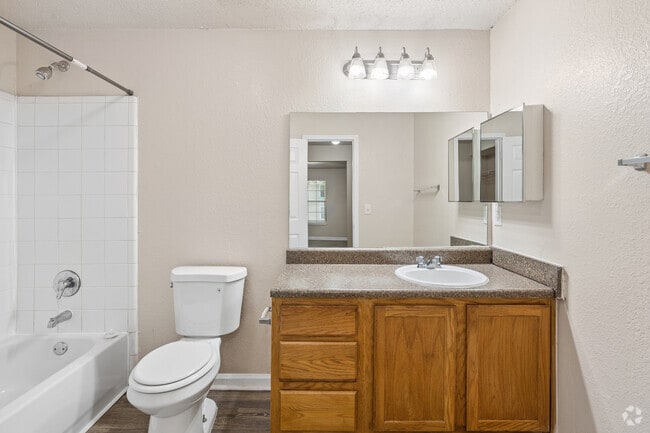 2BR, 2BA - 1,114SF - Primary Bathroom - Hidden Creste Apartments