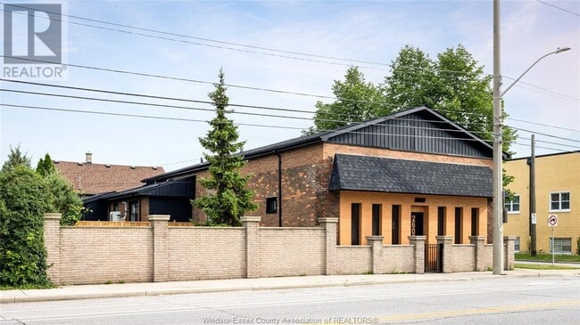 Building Photo - 2605 Seminole St