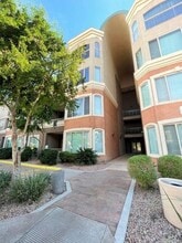 Building Photo - 435 W Rio Salado Pkwy