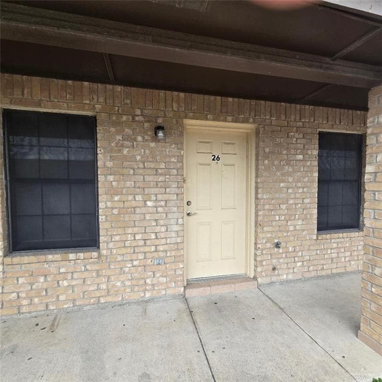 Primary Photo - 9 Alamo S Rd