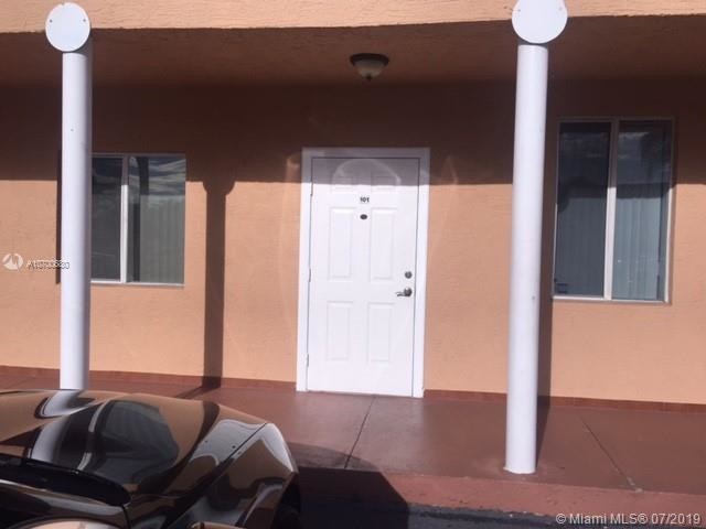 Foto del edificio - 17350 NW 67th Ave