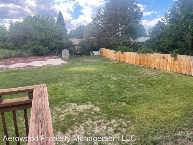 Foto del edificio - 5 br, 2 bath House - 7183 S Clarkson Street