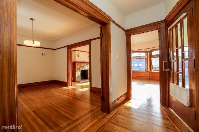 Foto del edificio - 2 br, 1.5 bath Apartment - 848 31st Ave