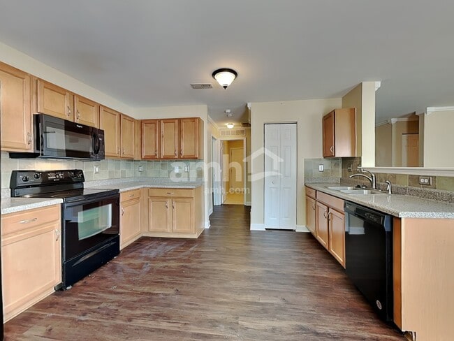 Foto del edificio - 4552 Vernon Farms Blvd