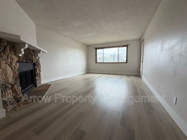 Building Photo - 2340 N 44th St