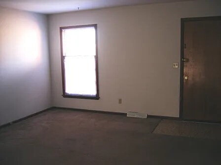 Building Photo - 8776 W 79th Cir