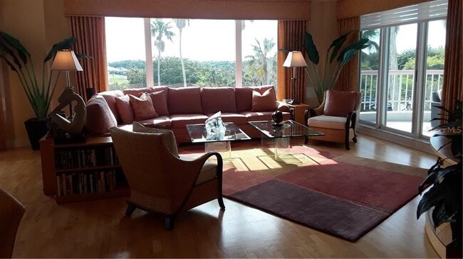 Foto del edificio - 455 Longboat Club Rd