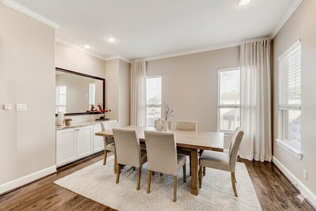 Foto del edificio - 1103 E 27th St