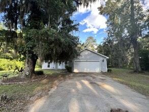 Building Photo - 147 Blue Jay Dr