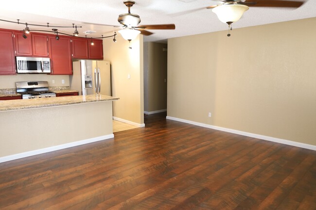 Building Photo - Newly Renovated 4 Bedroom 2 Bathroom Home ...