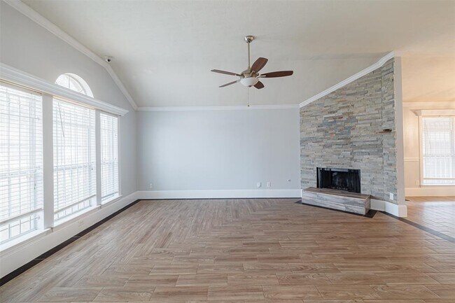 Foto del edificio - 21031 Stoney Haven Dr