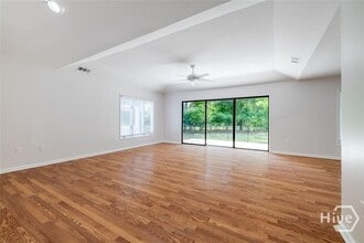 Building Photo - 14 Hemingway Dr