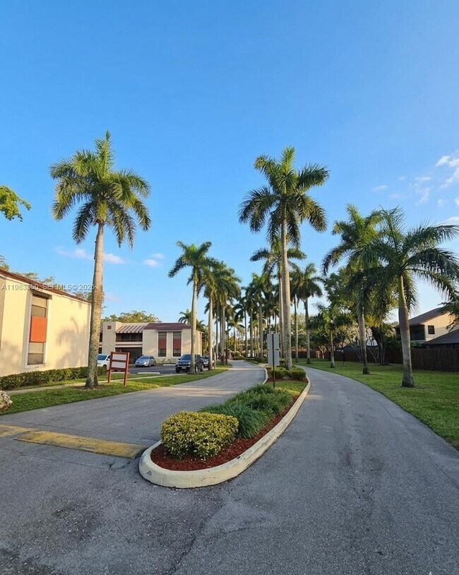 Foto del edificio - 20130 NE 3rd Ct