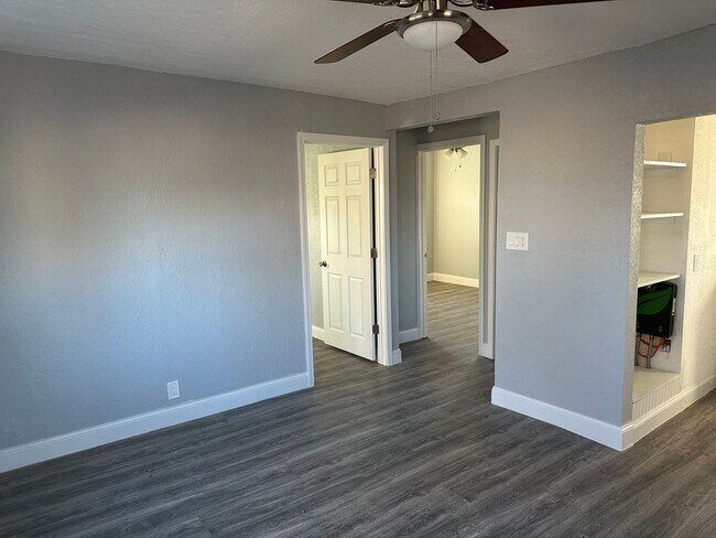 Foto del edificio - COMING SOON! Quaint & Cozy 2BR/1BA House in Baxter Springs