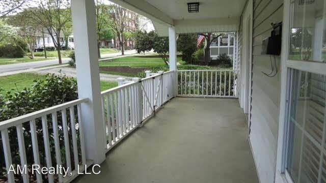 Foto del edificio - 3 br, 2 bath House - 1608 Kenilworth Avenue