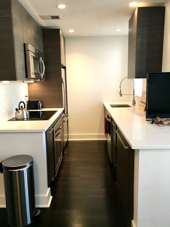 Foto del edificio - 3511 13th St NW