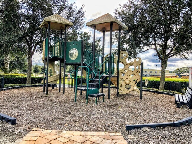Foto del edificio - Luxury 5-Bedroom Home Near Disney in the Desirable Mabel Bridge Community!