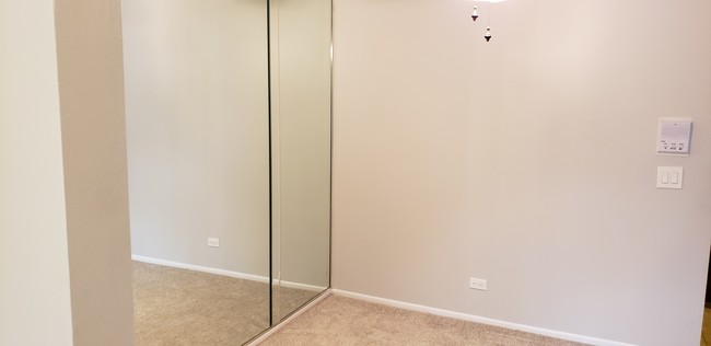 Foto del edificio - 68 Margate Ct