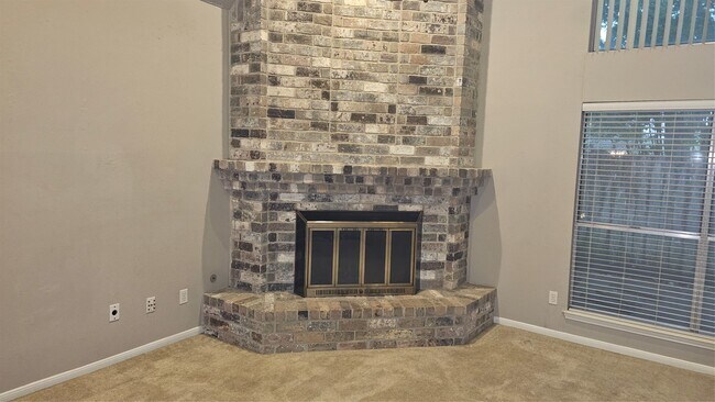 Building Photo - 3607 Duncaster Dr