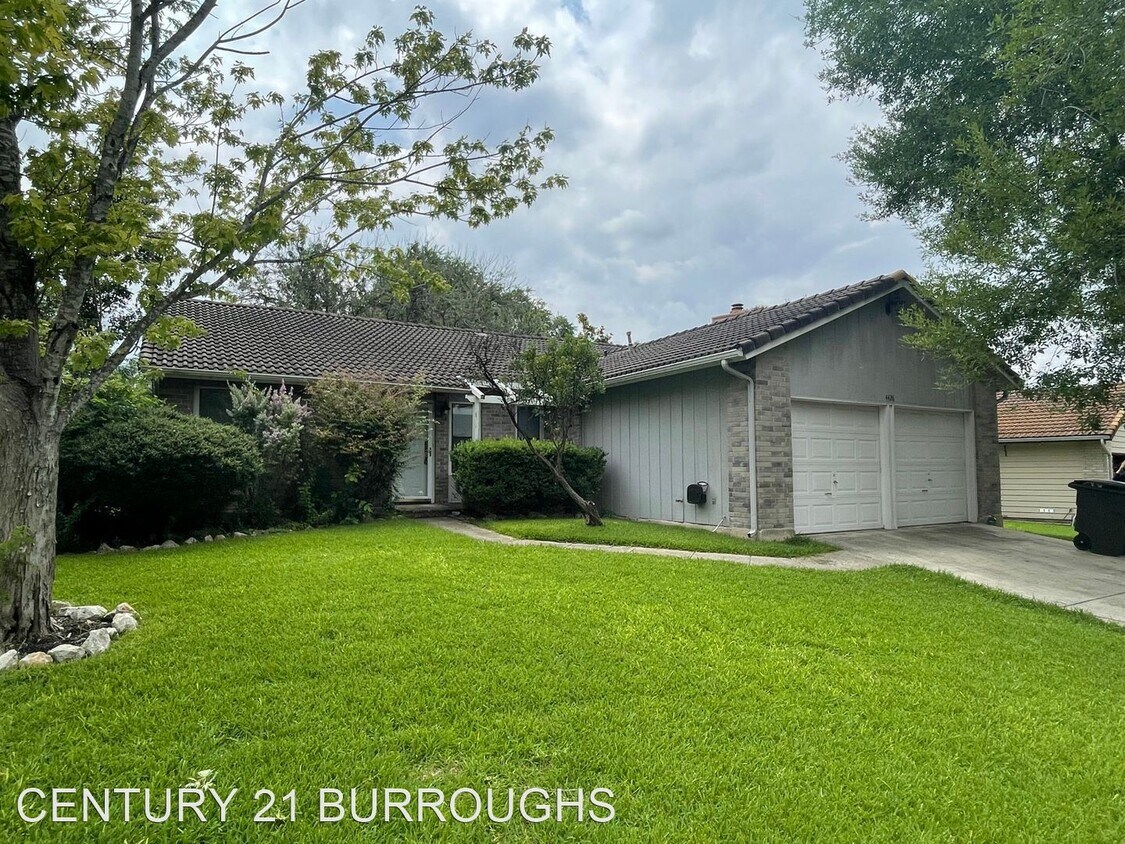 Foto principal - 3 br, 2 bath House - 4426 Brushy Hill