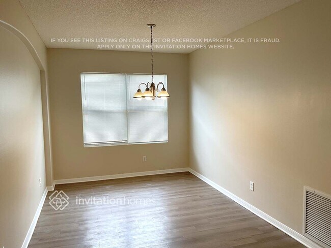 Foto del edificio - 3486 Mt Carmel Ln