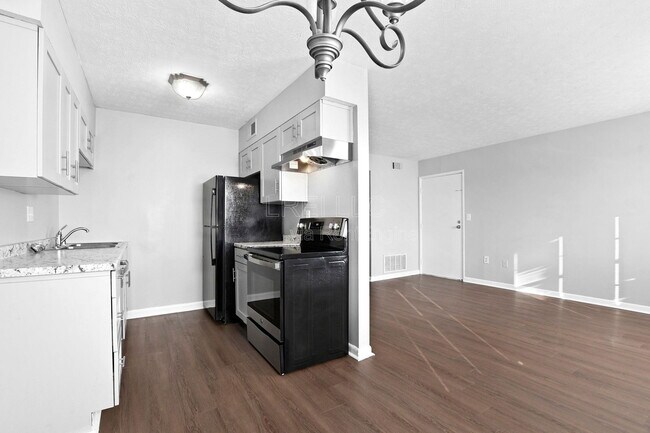 Foto del edificio - 3325 Breckenridge Ln