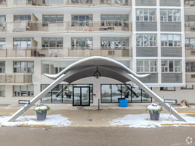 Photo du bâtiment - The Dorchester