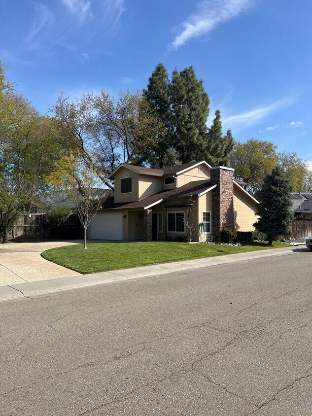Primary Photo - South Davis Four Bedroom Home
