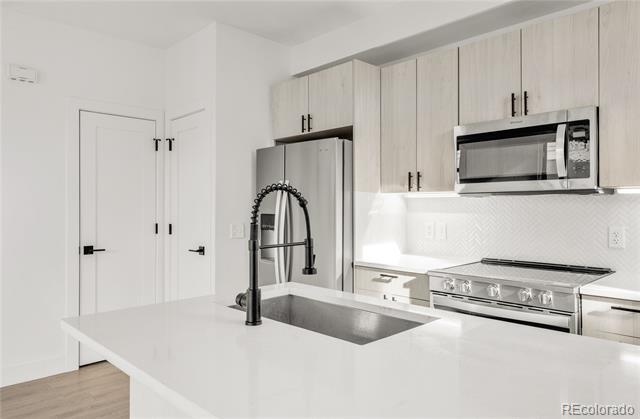 Foto del edificio - 2312 S Delaware St