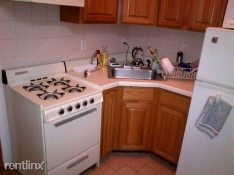 Primary Photo - 204 9th St