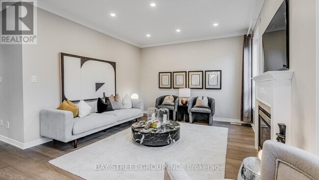 Photo du bâtiment - 2292 Blue Oak Cir