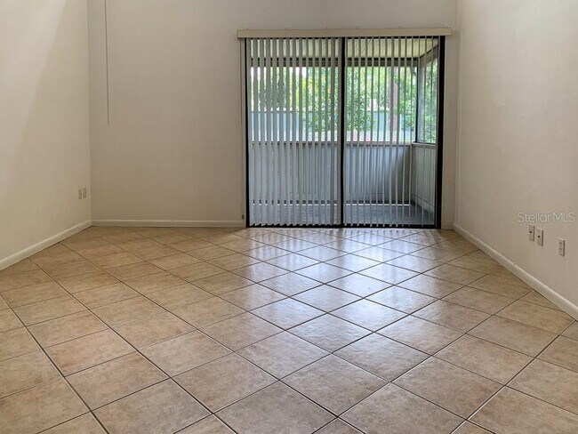 Building Photo - 605 SW 75th St