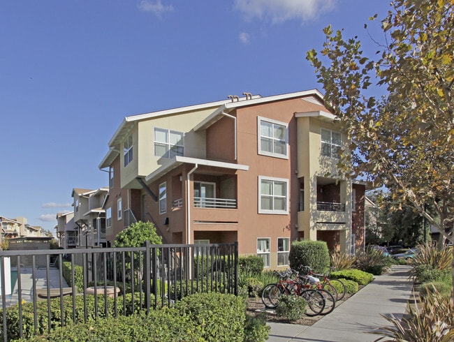 Building Photo - The Lexington Apartments