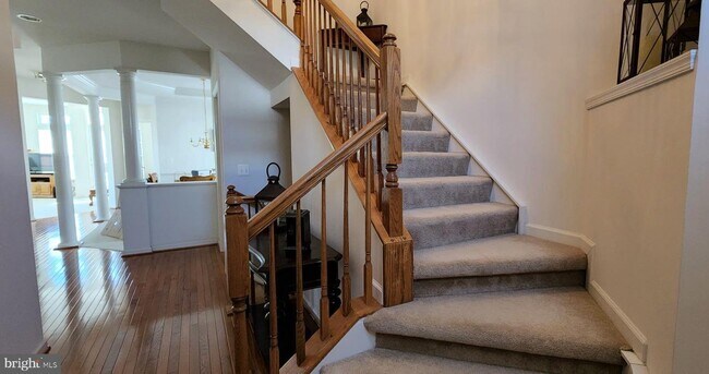 Building Photo - 16056 Sheringham Way