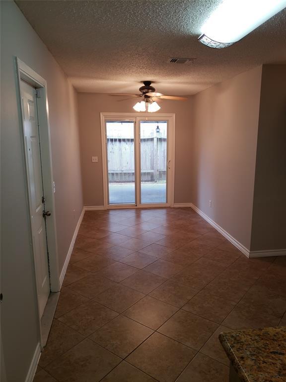 Foto del edificio - 3616 Dorothy Ln