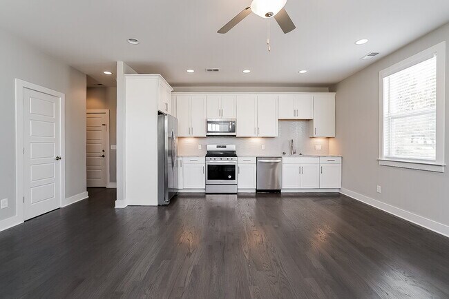 Foto del edificio - 3411 Old Anderson Rd