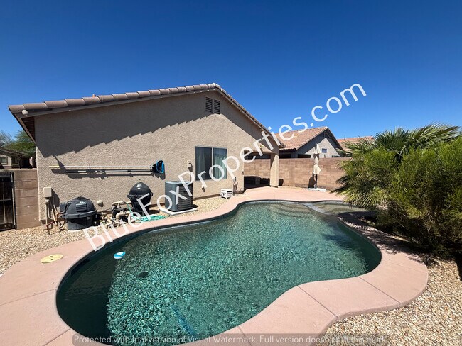 Foto del edificio - 7135 S Oakbank Dr