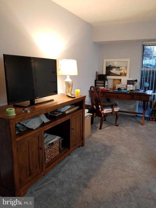 7758 Donnybrook Ct Unit 101, Annandale, VA 22003 Condo for Rent in