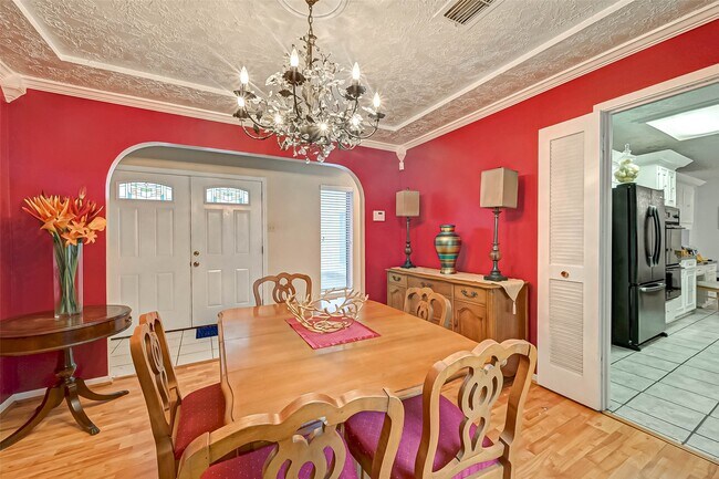 Foto del edificio - 3631 Glenpine Dr