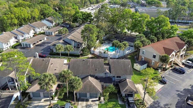 Foto del edificio - 131 Crown Point Cir